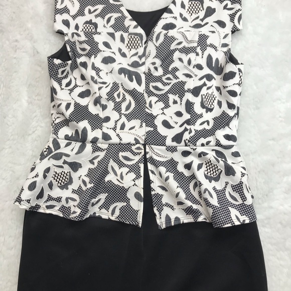 Dress - Picture 3 of 4